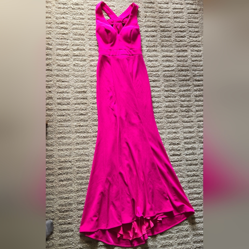 Betsy & Adam Bow Back Gown - Picture 6 of 16